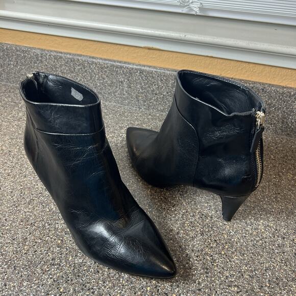 Nine West Women's Size 11 M Black Leather Ankle Heeled Zip Up Boots Pointed Toes - Picture 1 of 11